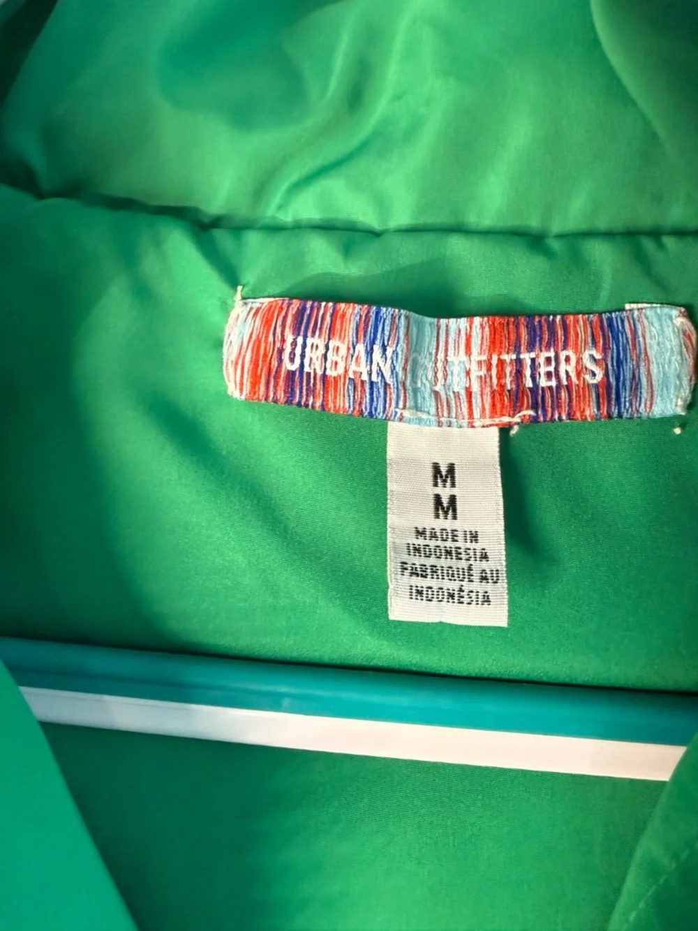 Green Puffer Vest Jacket - Urban Outfitters - Picture 4 of 5